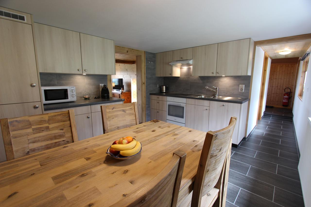 Les Mourriaux Apartment ชาโต-เด ภายนอก รูปภาพ
